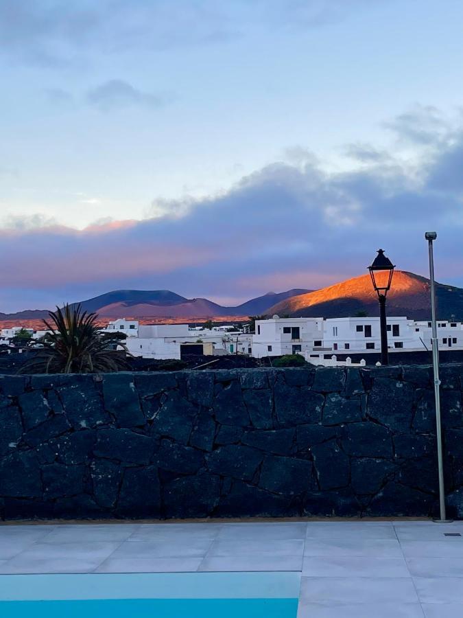 Villa Vulcano Uga Екстериор снимка